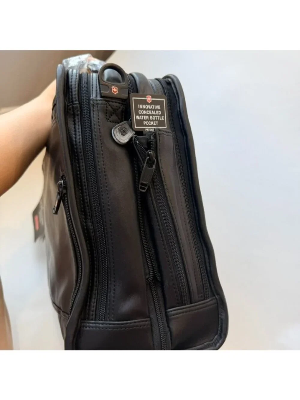 NWT Victorinox Wainwright Attaché Brief Leather Laptop Bag Black